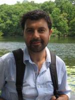 Akhtar, Tariq A. 照片