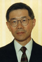 Aoki, Fred Y. 照片
