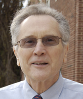 Calabrese, Richard V. 照片