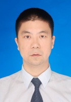 杨劬 照片