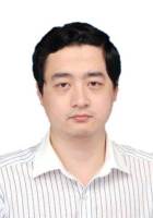 杨宇 照片