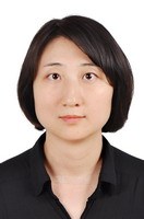 黄静 照片