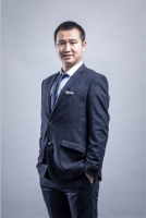 李曦杨 照片