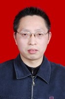 李正周 照片