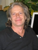 Glover, John R. 照片