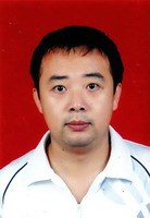 肖英楠 照片