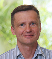 Plotnikov, Sergey V. 照片