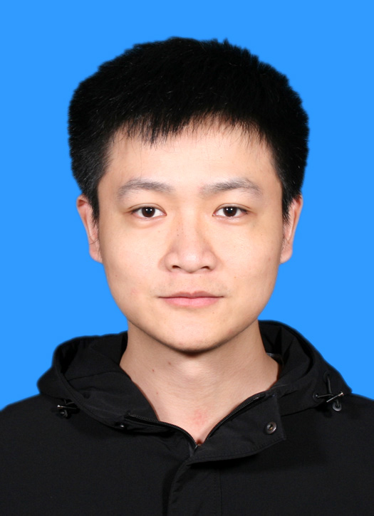 李春 照片