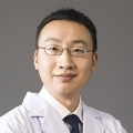 丁立 照片