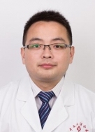 何东 照片