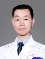 袁明勇 照片