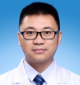 李勇 照片