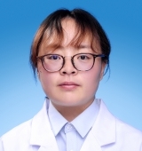 梁清月 照片