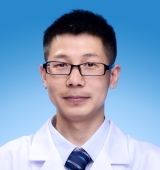 潘高峰 照片