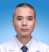 尹川 照片