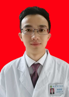 杨化超 照片