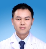 阳毅 照片