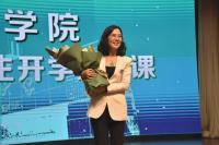 张凌燕 照片