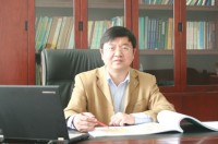 胡明毅 照片
