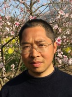 黄廷华 照片
