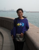 刘显凤 照片