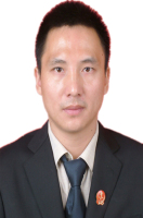 李华成 照片