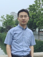 于德 照片