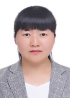 孙珊珊 照片