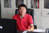 肖传桃 照片