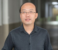 郑辑宏 照片