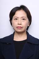 何梅 照片