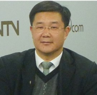 洪向华 照片