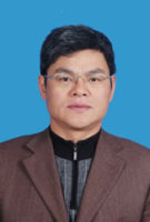 黄云 照片