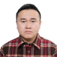 辇伟奇 照片