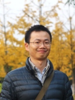 钱深华 照片