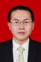 唐朝伟 照片