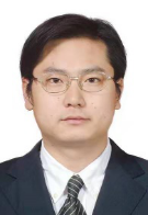 王亚洲 照片