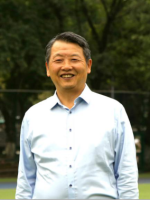 杨春平 照片