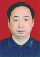 周小华 照片