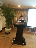 潘松 照片