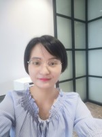 任灿 照片