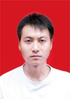 周亮 照片