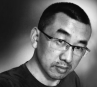 林立 照片