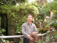 陈新岗 照片