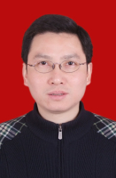 丁华 照片