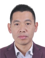 刘智 照片