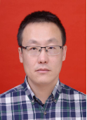 杨岩 照片