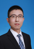 杨浩森 照片