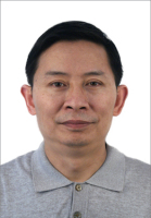 袁春 照片