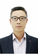 赵华君 照片